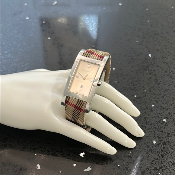 Burberry Watch - Picture 1 of 12